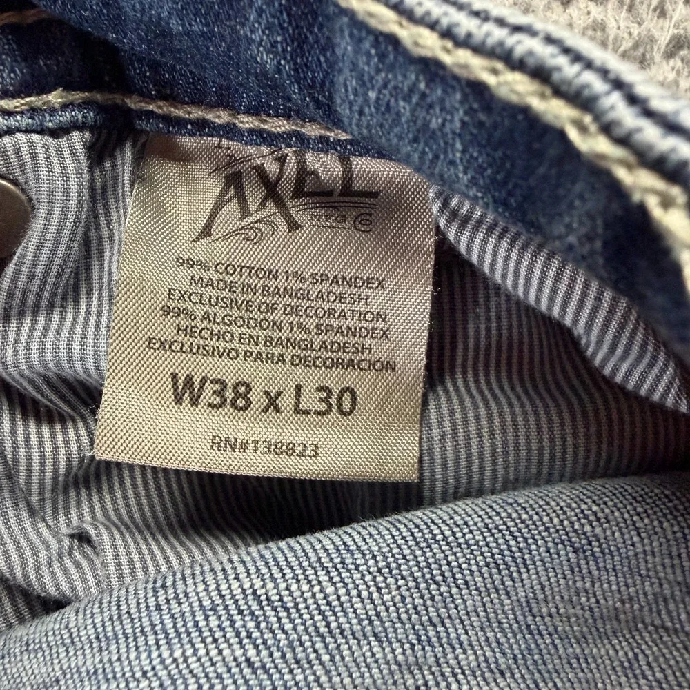 Axel before purchasing